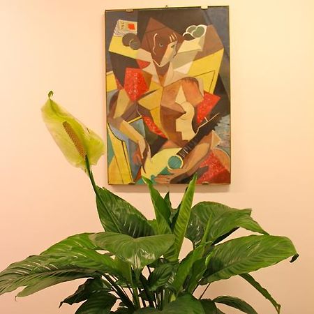 Lo Studio Guest House Рим Екстериор снимка